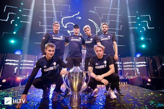 久事集团引领虚拟体育与电子竞技的数字新时代