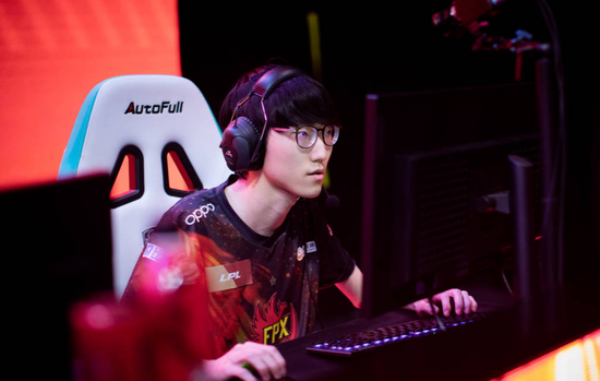 重庆狼队成功卫冕 KPL夏季赛夺得第七冠